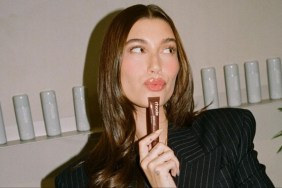 Hailey Bieber fall makeup tutorial Rhode pocket blush