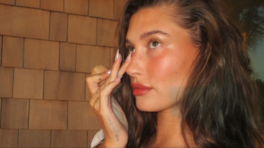 Hailey Bieber makeup skin care freckles