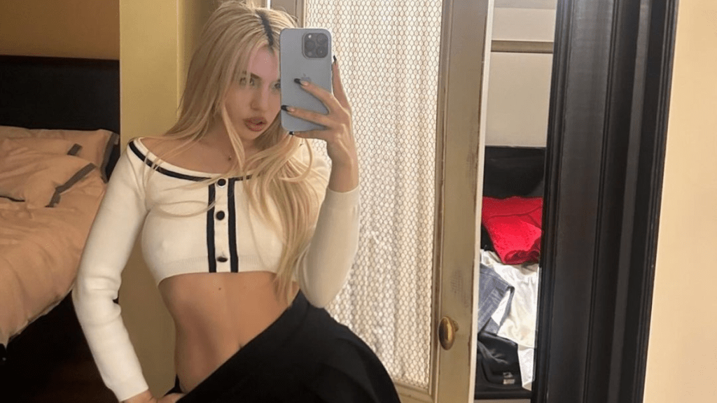 Ava Max