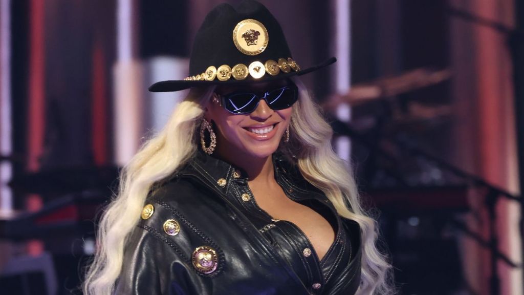 Beyonce Levi's