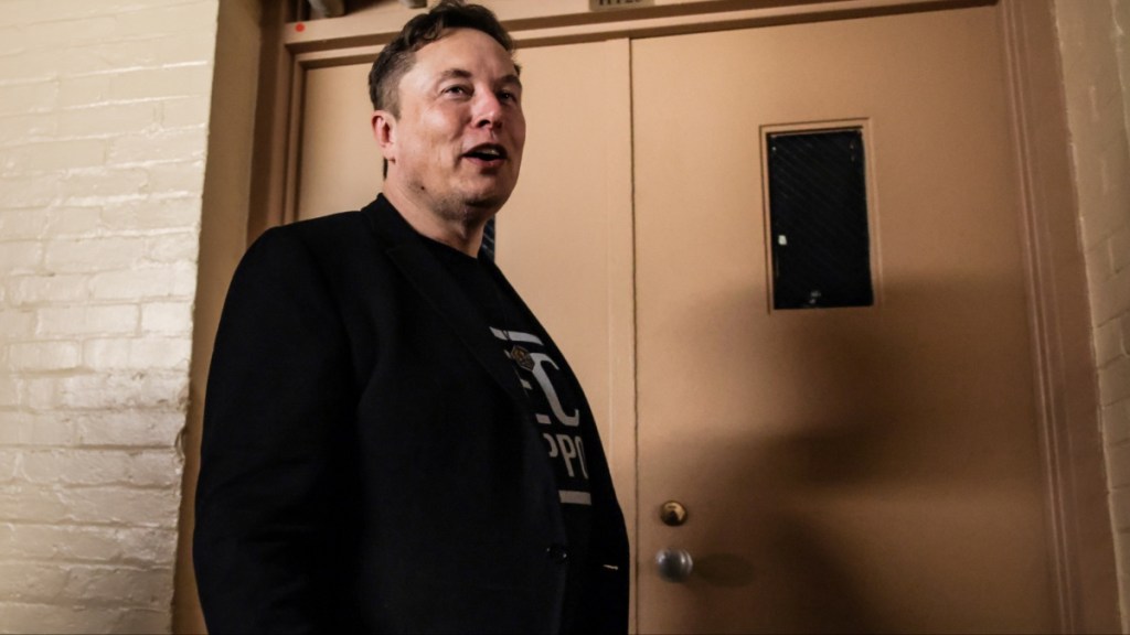 Who Is Elon Musk Dating in 2025? Relationship Explained
