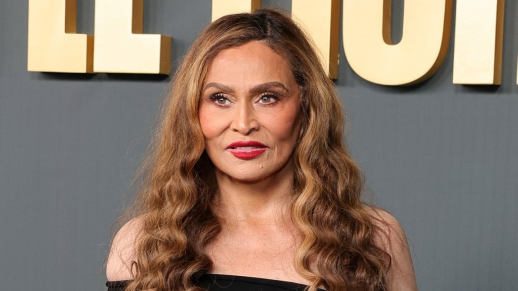Beyonce's Mom Shares Video on Family Amid Kanye West's Twitter (X) Rant