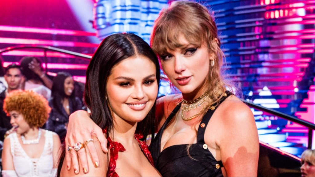 Taylor Swift Selena Gomez All Too Well I Sid I Love You First