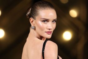 Rosie Huntington-Whiteley Paris photos