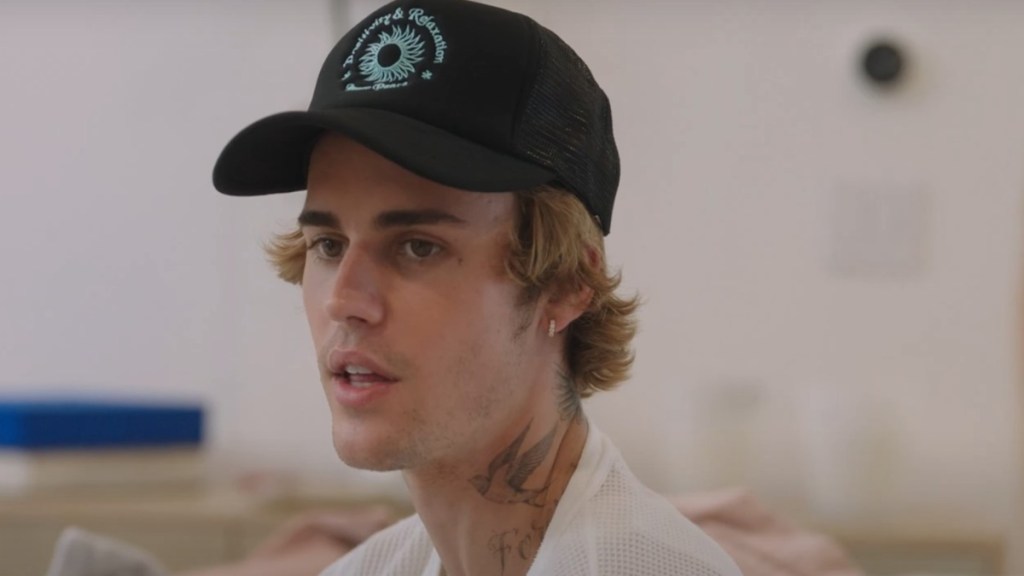 Justin Bieber Cuddles With Baby Jack On Their Couch
