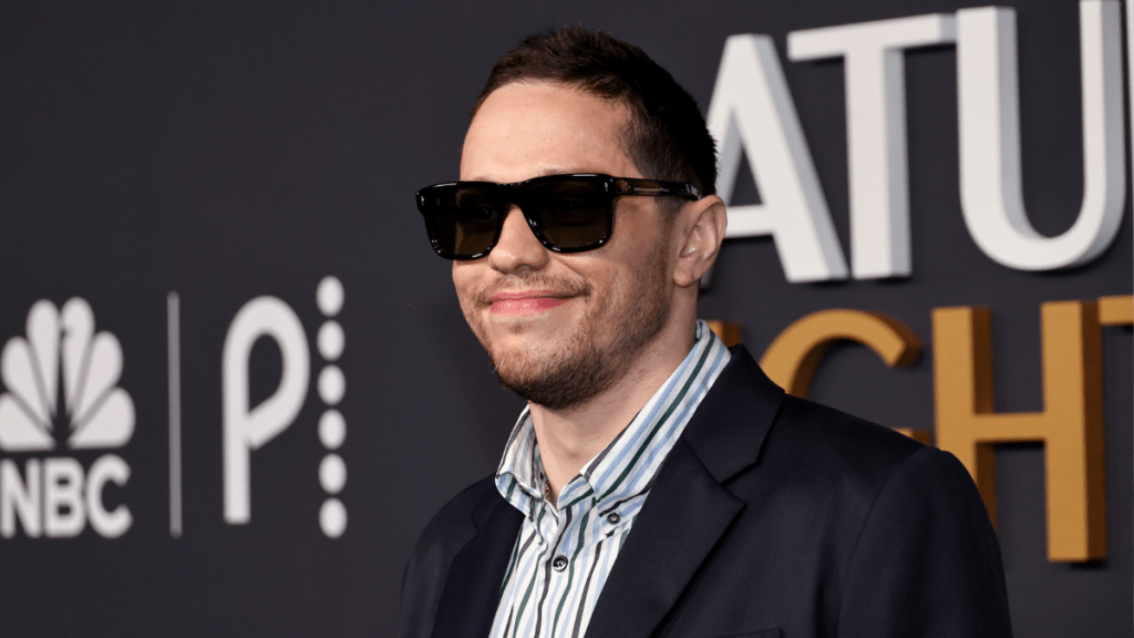 Pete Davidson & Girlfriend Elsie Hewitt Attend Dave Navarro's Wedding Together