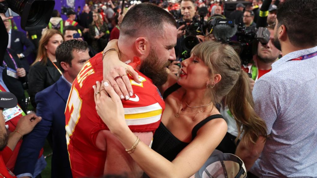 Taylor Swift Travis Kelce
