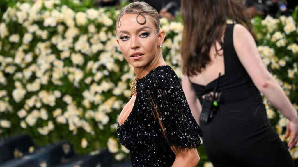 Sydney Sweeney Doesn't 'Care About What People Think' About Her Style