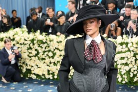 Rihanna met gala 2025 pregnant