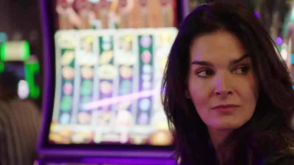 Who Is Angie Harmon's Ex-Husband, Jason Sehorn & How Many Kids Do They Have?