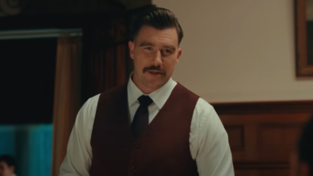 'Travis Kelce Back Hair' Trends Amid Florida Trip