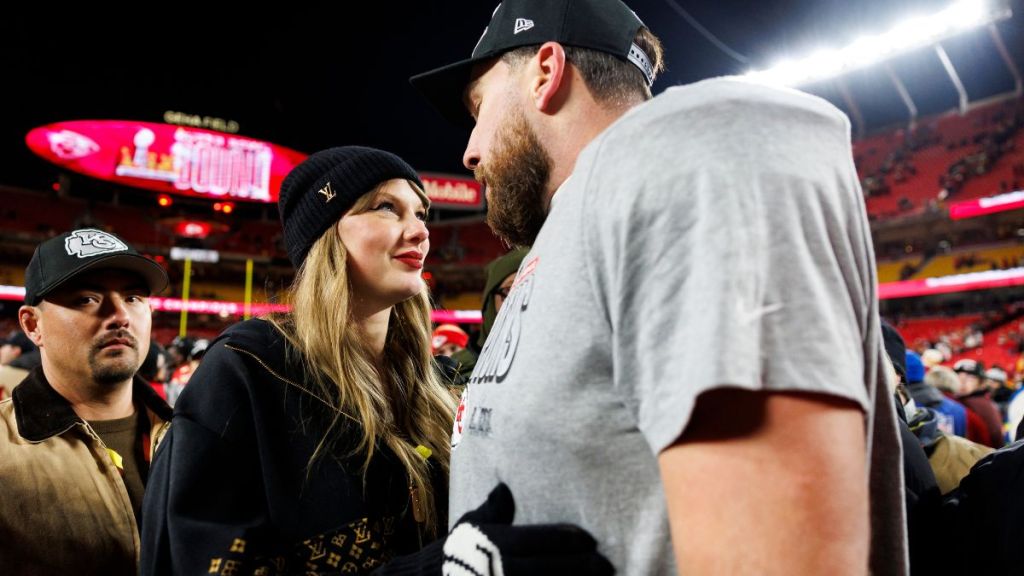 Taylor Swift Travis Kelce Kentucky Derby
