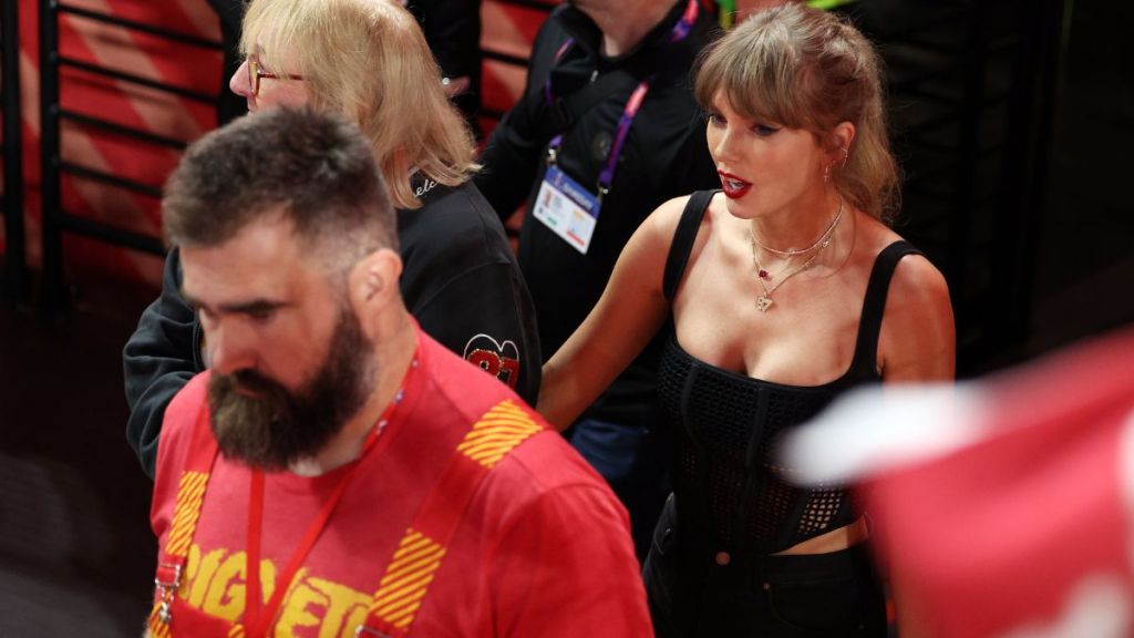 Jason Kelce Taylor Swift