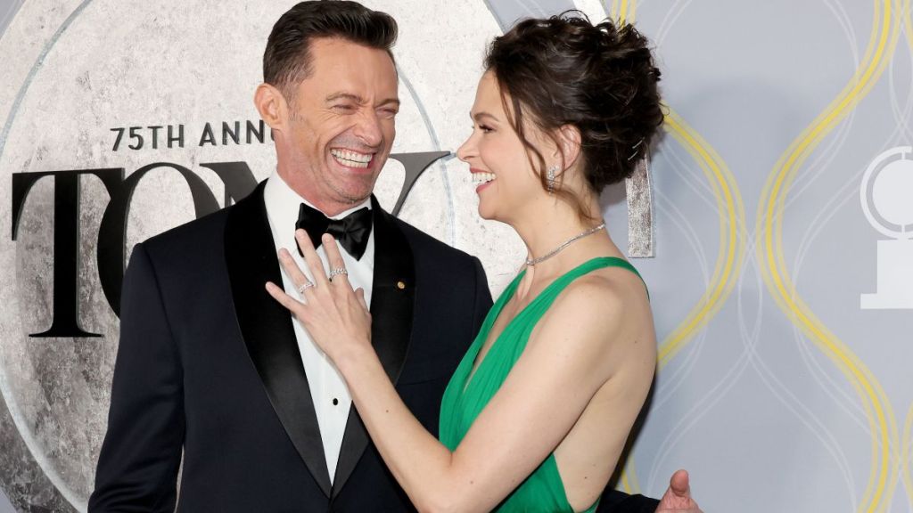 Sutton Foster Hugh Jackman deboraa-lee furness