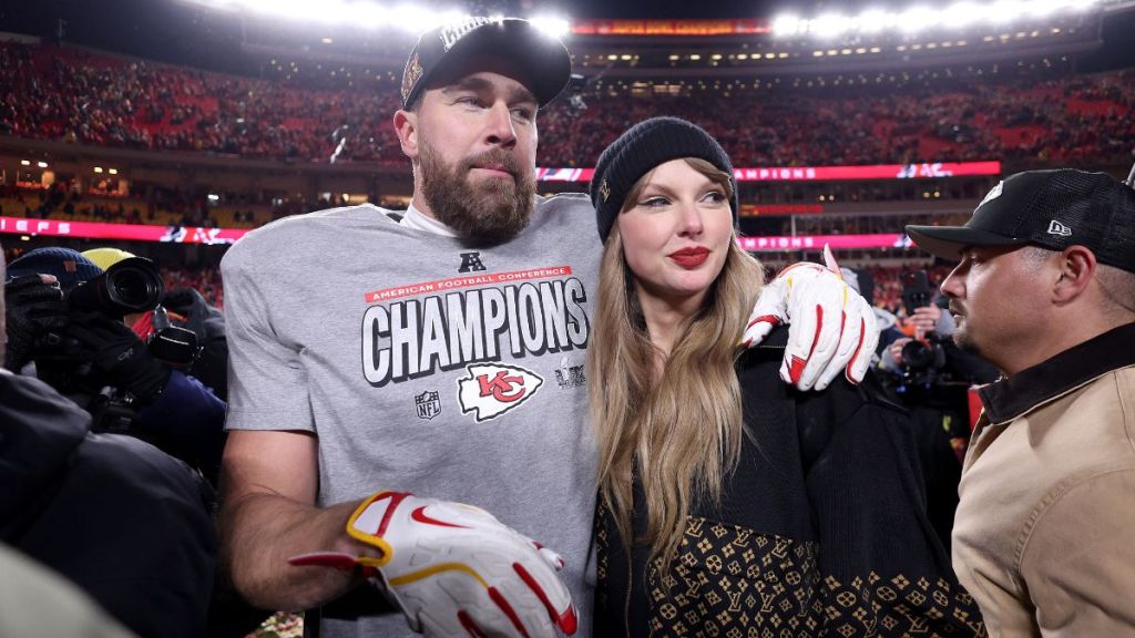 Taylor Swift Travis Kelce