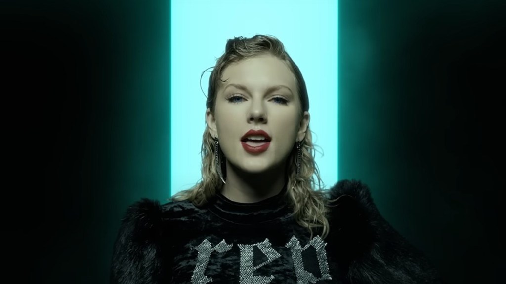Fans Think Matty Healy Made Taylor Swift Reference at Glastonbury