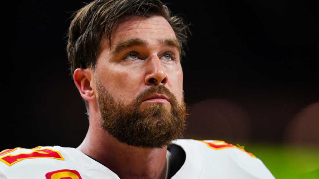 Travis Kelce Gives a Shout Out to Taylor Swift After Masters Purchase