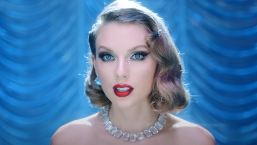 Why Is ''Is Taylor Swift Performing Again?' Trending?
