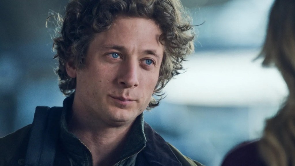 The Bear's Jeremy Allen White Shares Why He's Seen With Flowers