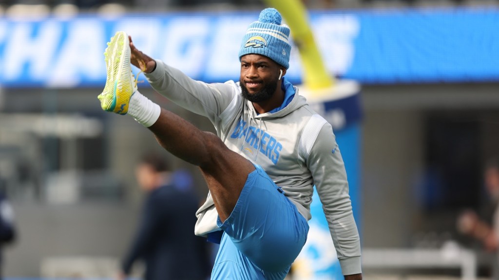 Chargers' Mike Williams Retires from NFL at 30