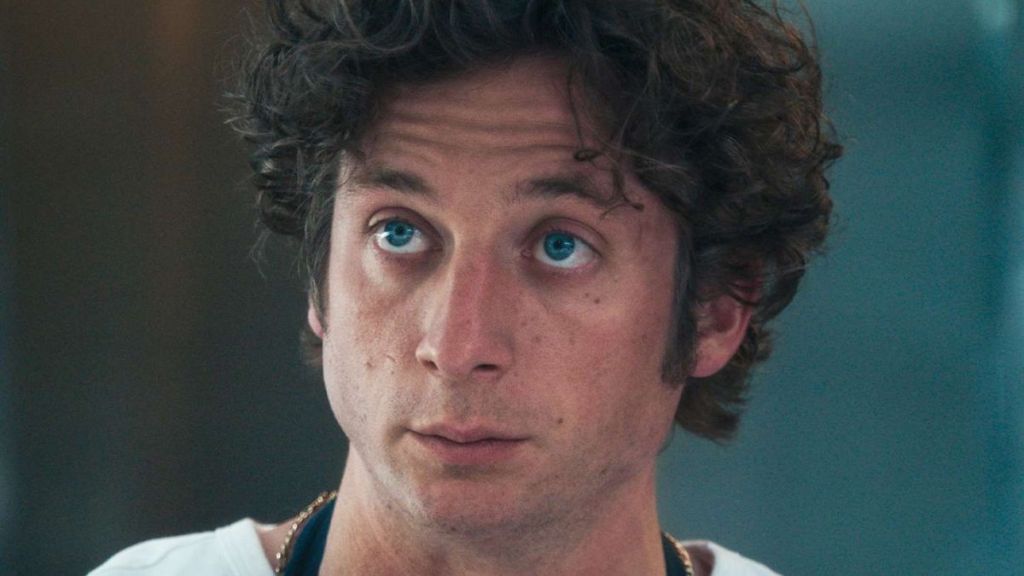 Jeremy Allen White's Favorite $90 Sneakers Feature in The Bear Season 4