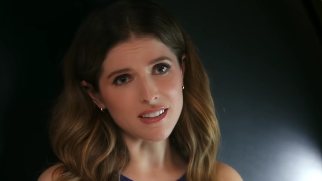 Anna Kendrick & Alex Edelman Are Reportedly Dating