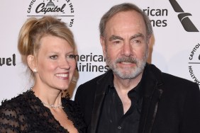 Who Is Neil Diamond's Wife, Katie McNeil & What Is Their Age Gap?
