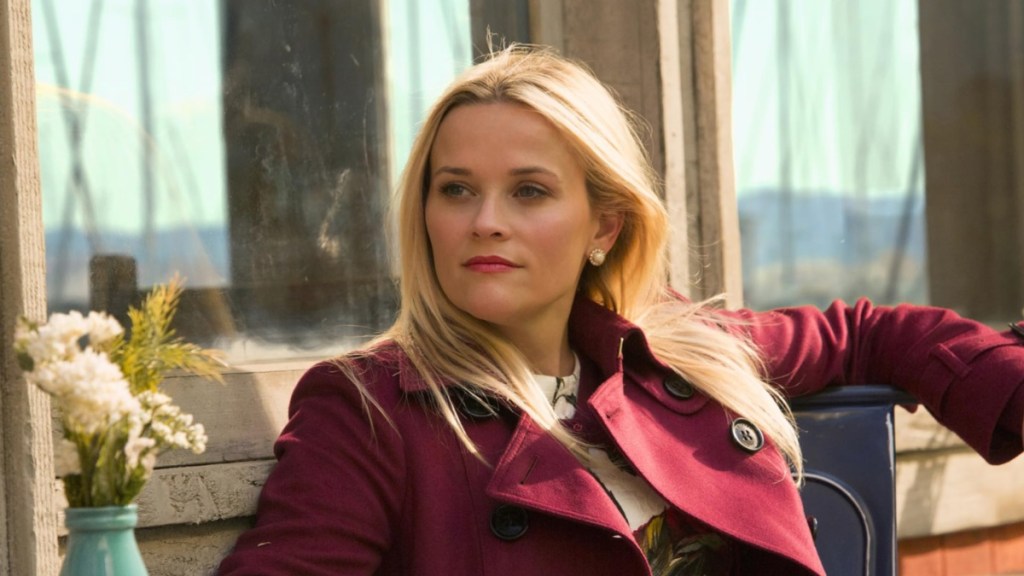 Reese Witherspoon & Oliver Haarmann Make Out on Yacht Getaway in France