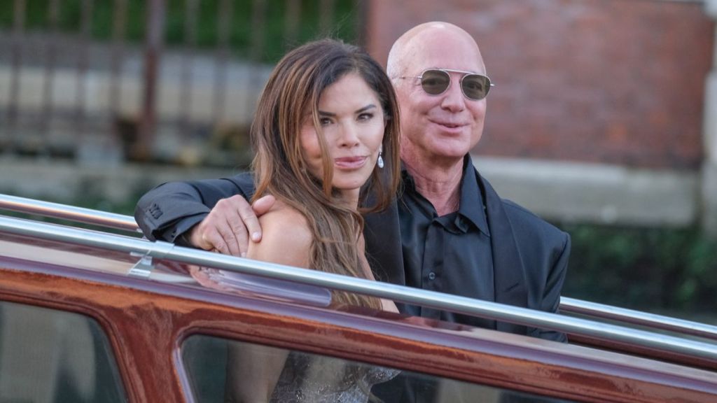Lauren Sanchez Jeff Bezos Vogue