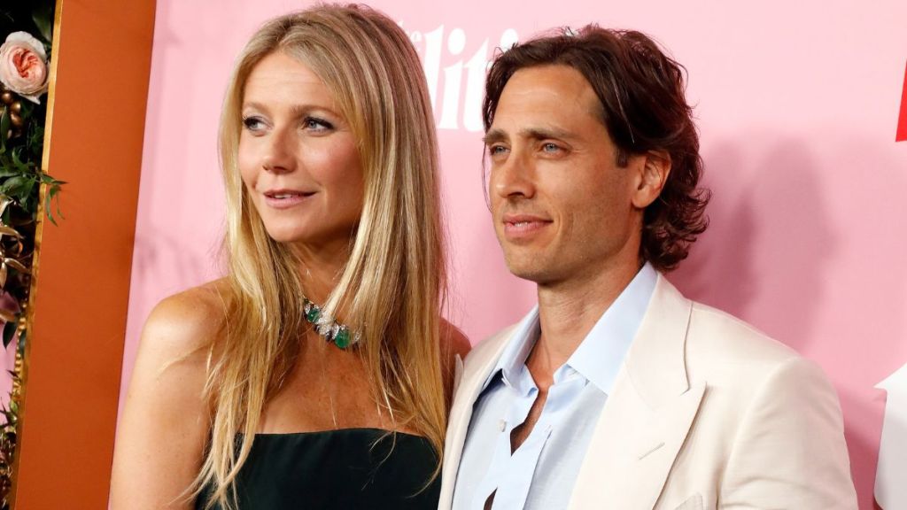 Gwyneth Paltrow husband text