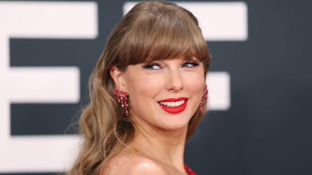Why Is 'Taylor Swift Seashore Album' Trending? Explained