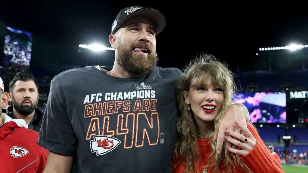Engaged Taylor Swift & Travis Kelce Are Hunting for Their ‘Forever Home’ — Report