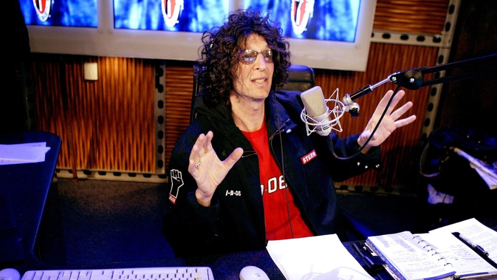 Howard Stern Questions Spice Girl Star About 'Bra & Panties' in Resurfaced Video 