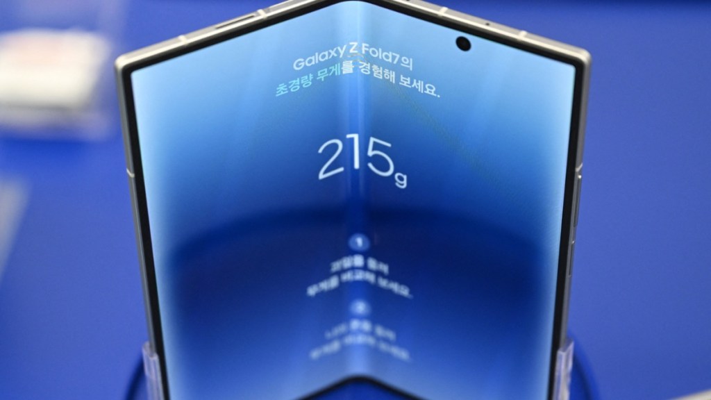 Samsung Galaxy Z Fold 7 Was Folded 200,000 Times & It Didn’t End Well