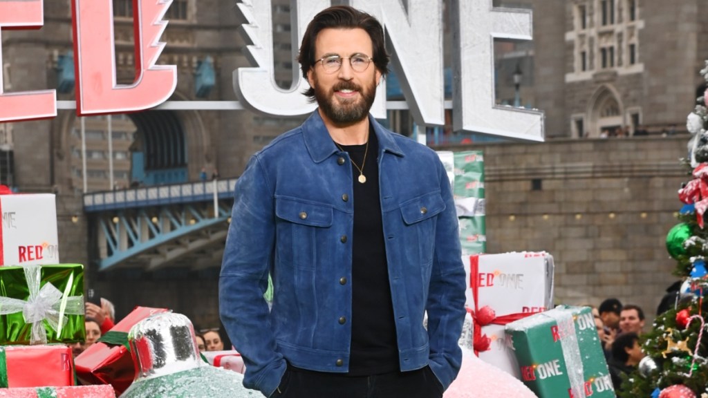 Chris Evans Flaunting His Bulge in Jockstrap Goes Viral