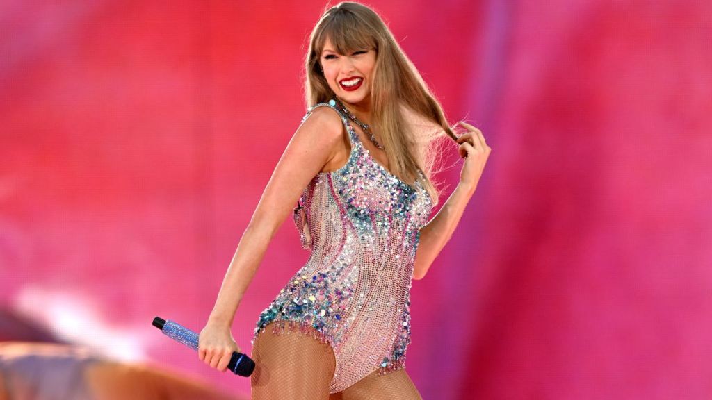 Taylor Swift Flaunts a Different Side to Herself in New Album Art