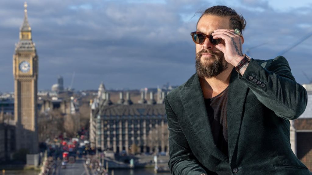 Jason Momoa Gets Rid of Iconic Bearded Look in Transformation Video
