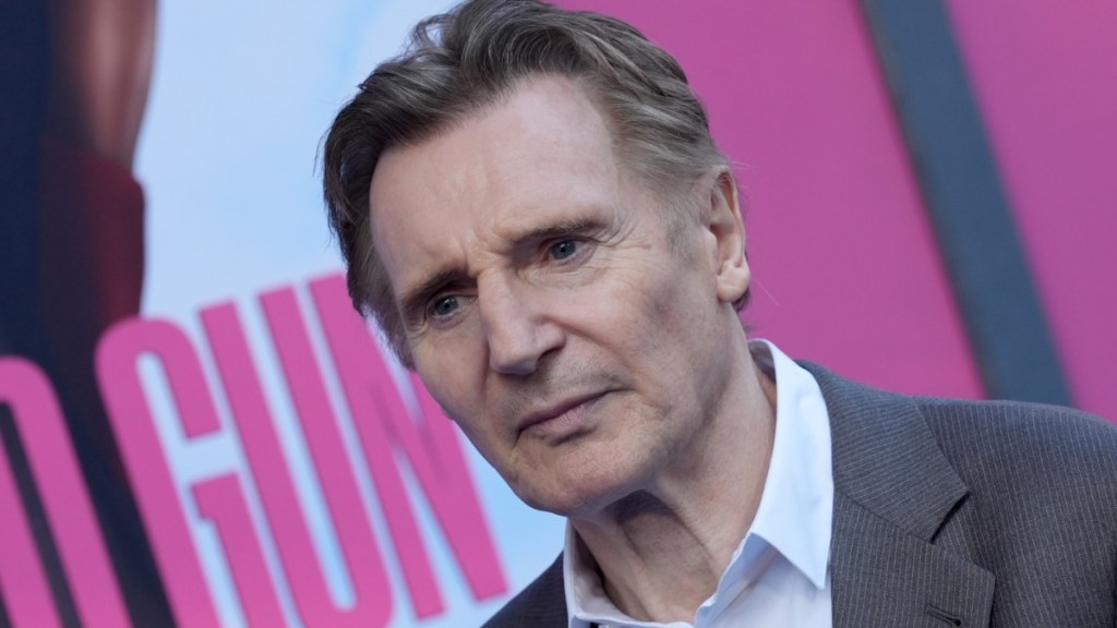 liam neeson controvesy pamela anderson
