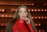 Britney Spears Drops NSFW Moves in Restaurant Bathroom