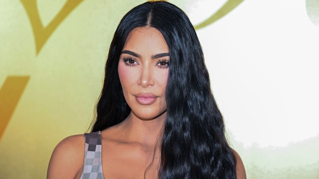 kim kardashian skims