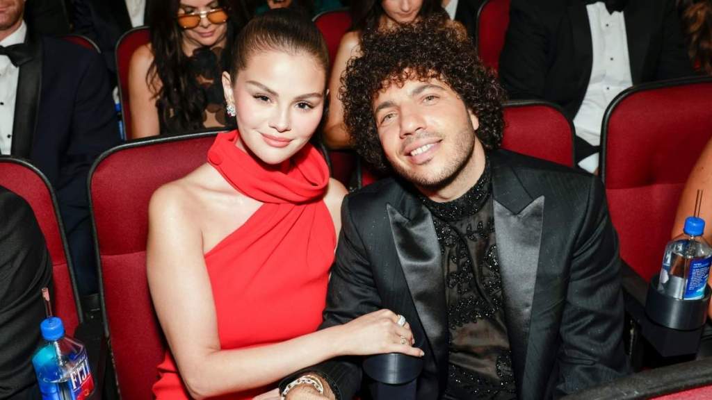 Selena Gomez & Benny Blanco Choreographed ‘Barefoot’ First Dance at Wedding, Source Claims
