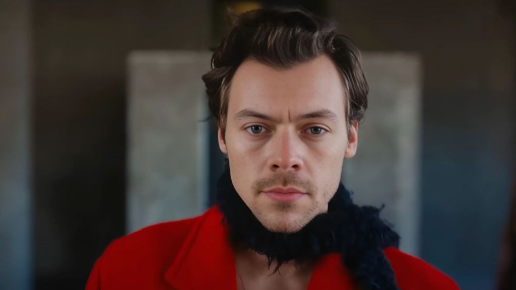 Harry Styles & Zoë Kravitz Are 'Friends With Benefits' — Report