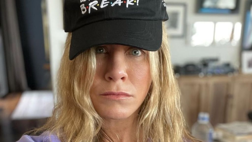 Jennifer Aniston’s Secret To ‘Aging Gracefully’ Is All About Self-Love