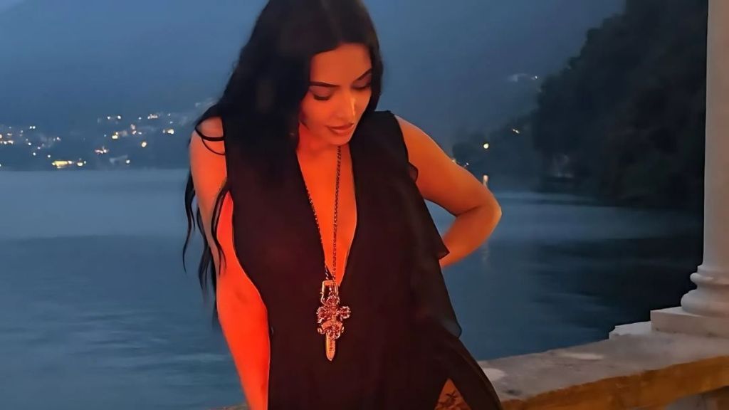 Kim Kardashian's Balcony Photo From Italy Sparks Dating Rumors