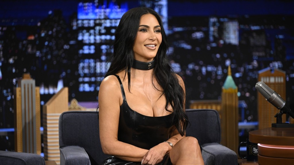 Kim Kardashian Reveals Her Lip Tattoo & It Has a Connection to Pete Davidson