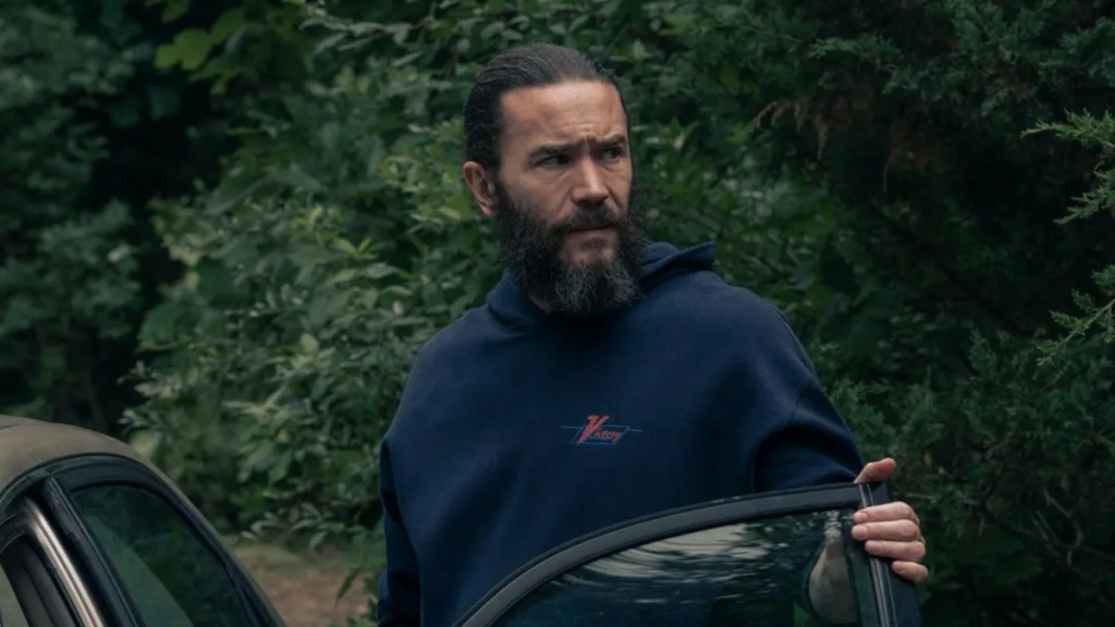 Task's Tom Pelphrey Clarifies Robbie's Actions in Episode 1's Twist Ending