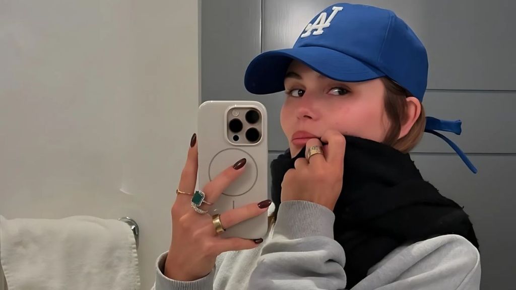 Olivia Jade Posing in Leopard Print Top & Mini-Skirt Deserves Double Take