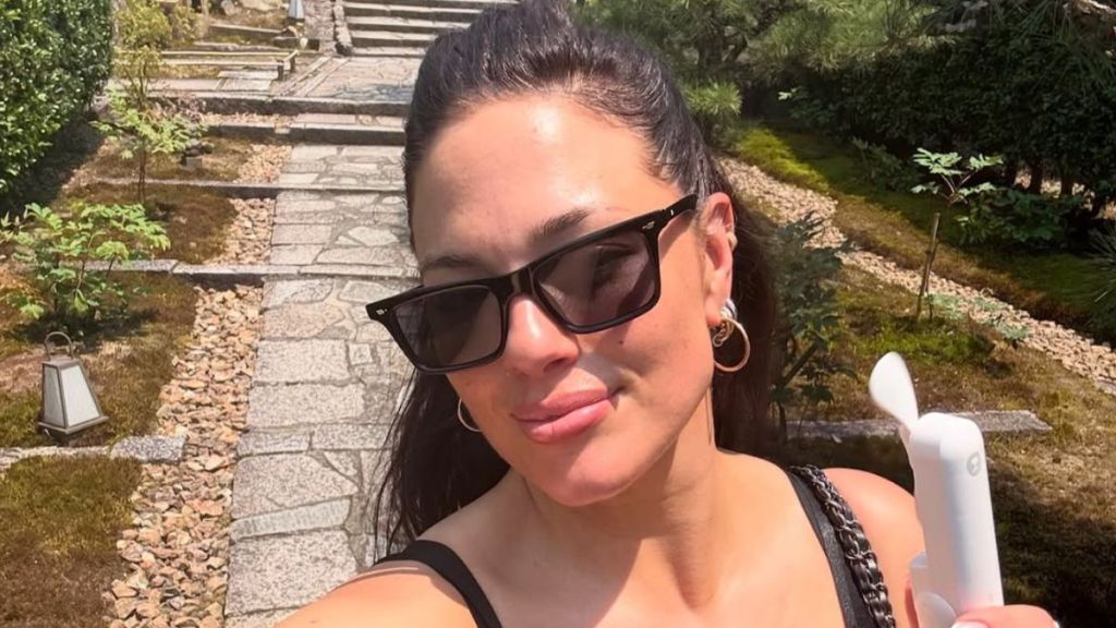 Ashley Graham’s Bold Black Dress Look Leaves Fans Jaw-Dropped