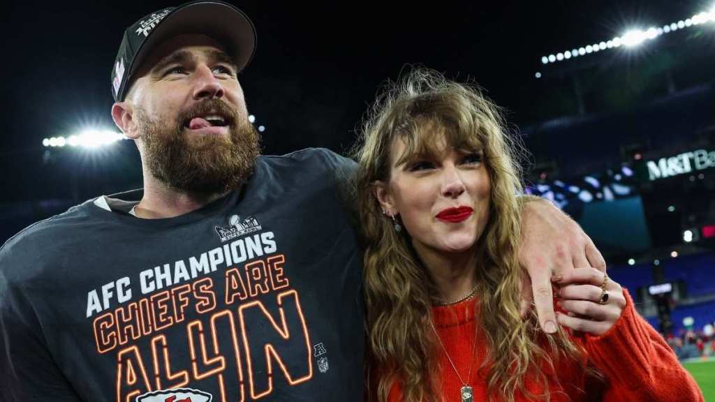 Video: Taylor Sneaked Into Travis Kelce's Game by Hiding Behind a Giant Wall