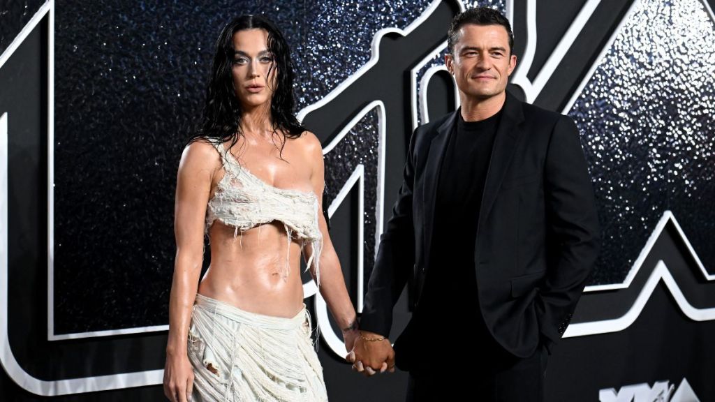 Orlando Bloom Wants To Ask Katy Perry ‘For Another Chance’ After Breakup, Source Claims